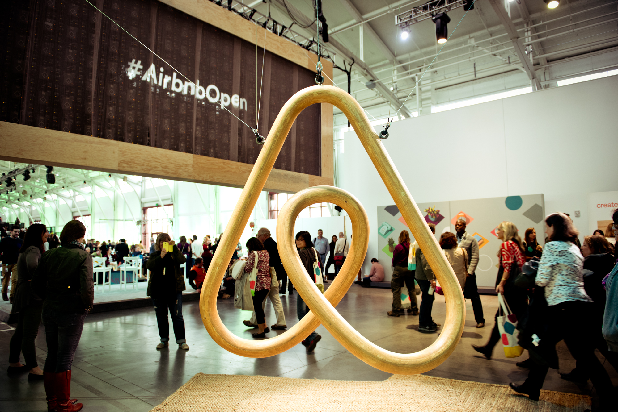 Airbnb to increase fundraising round to US$ 1 billion